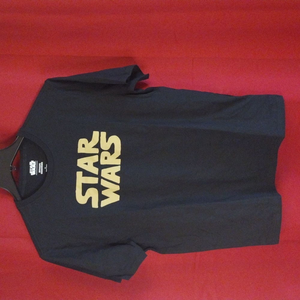NWOT Men's Star Wars T-shirt